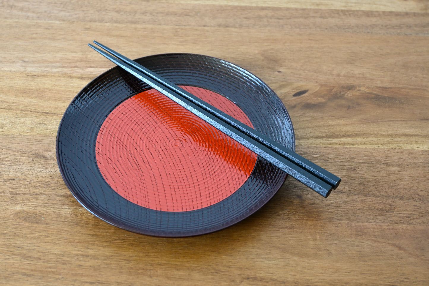 Dual Coloured Matte Lacquered Wooden Plate (set of 2)