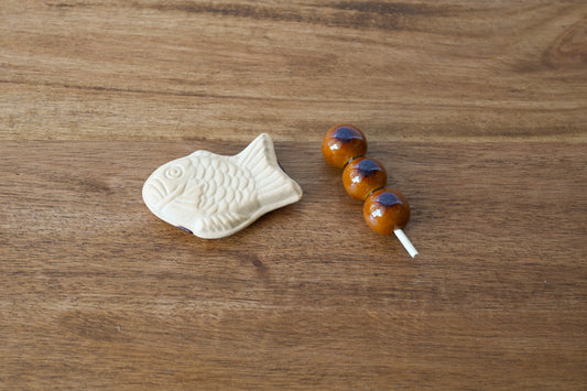 Snacks Chopstick Rest (2 piece set): Taiyaki + Glazed Dumplings