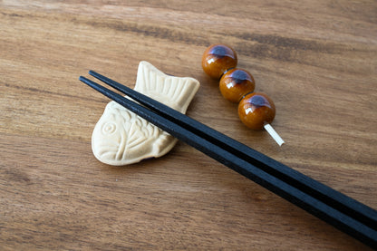 Snacks Chopstick Rest (2 piece set): Taiyaki + Glazed Dumplings