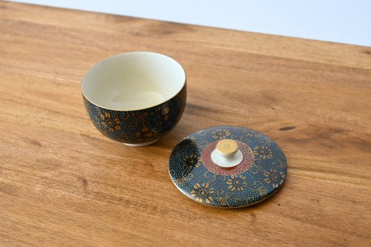 Aochibu Porcelain Tea Cup with Lid